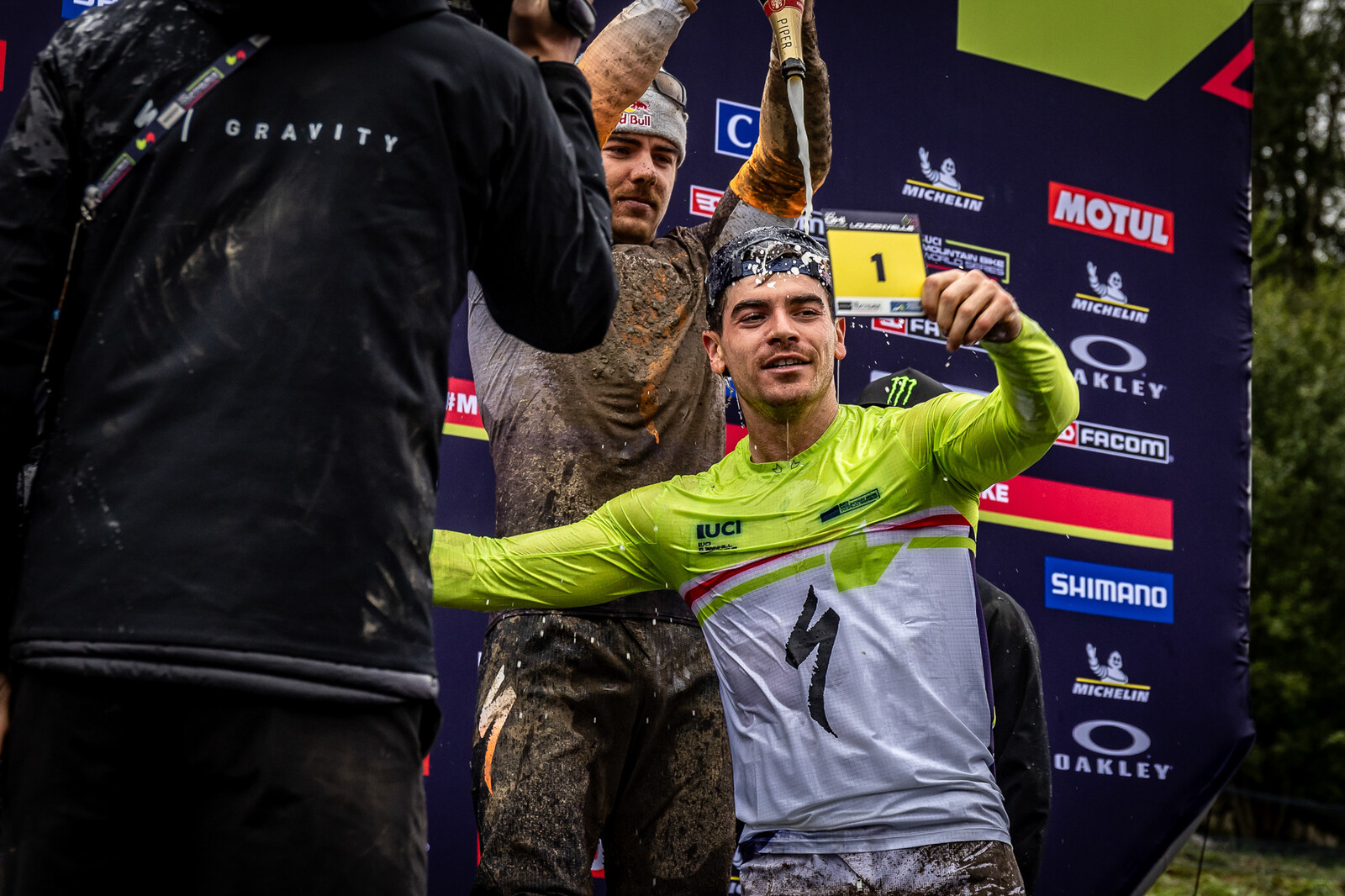Elite Men%27s podium. Loic Bruni solidifying the overall-2.jpg?VersionId=bQt46t1KG2F6ro24CpS7wfg2